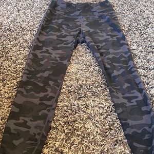 DANSKIN CAMOUFLAGE YOGA PANTS